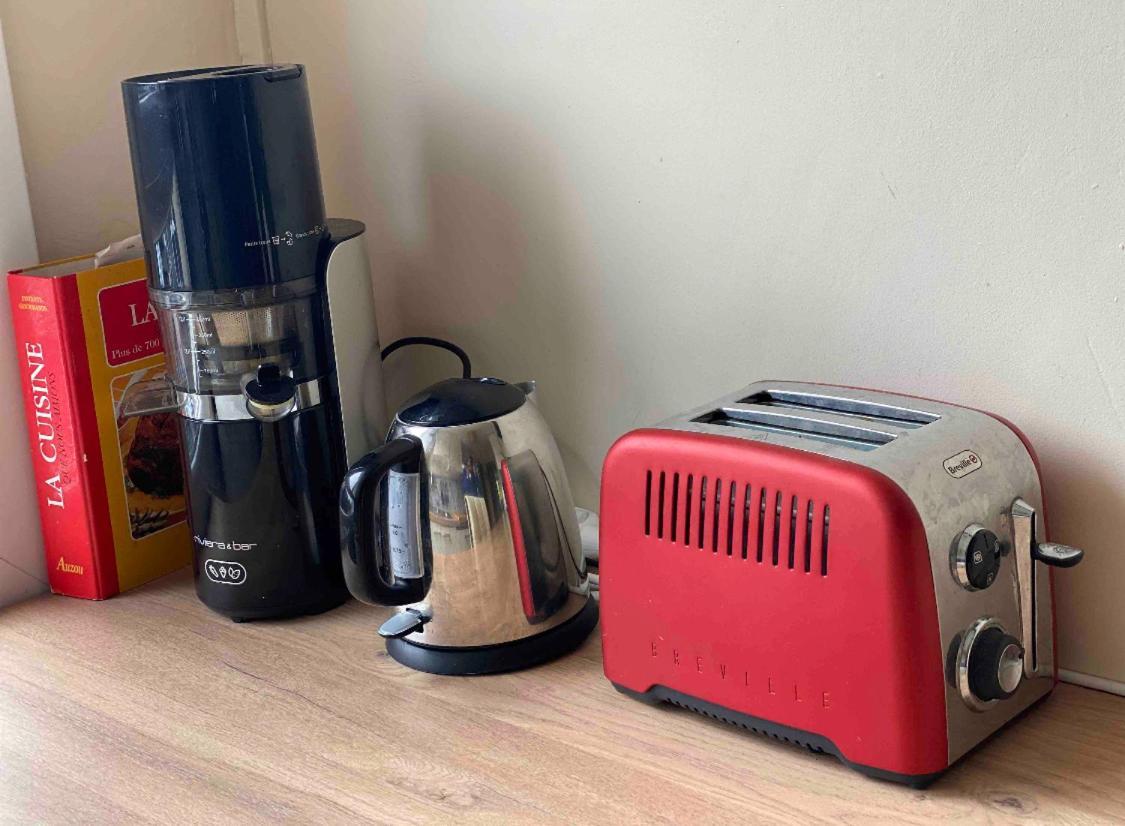 Superbe Appartement Au Calme Avec Parking Gratuit. Mérignac Kültér fotó