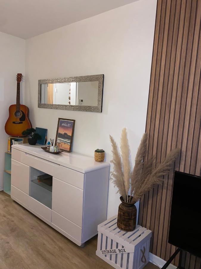 Superbe Appartement Au Calme Avec Parking Gratuit. Mérignac Kültér fotó