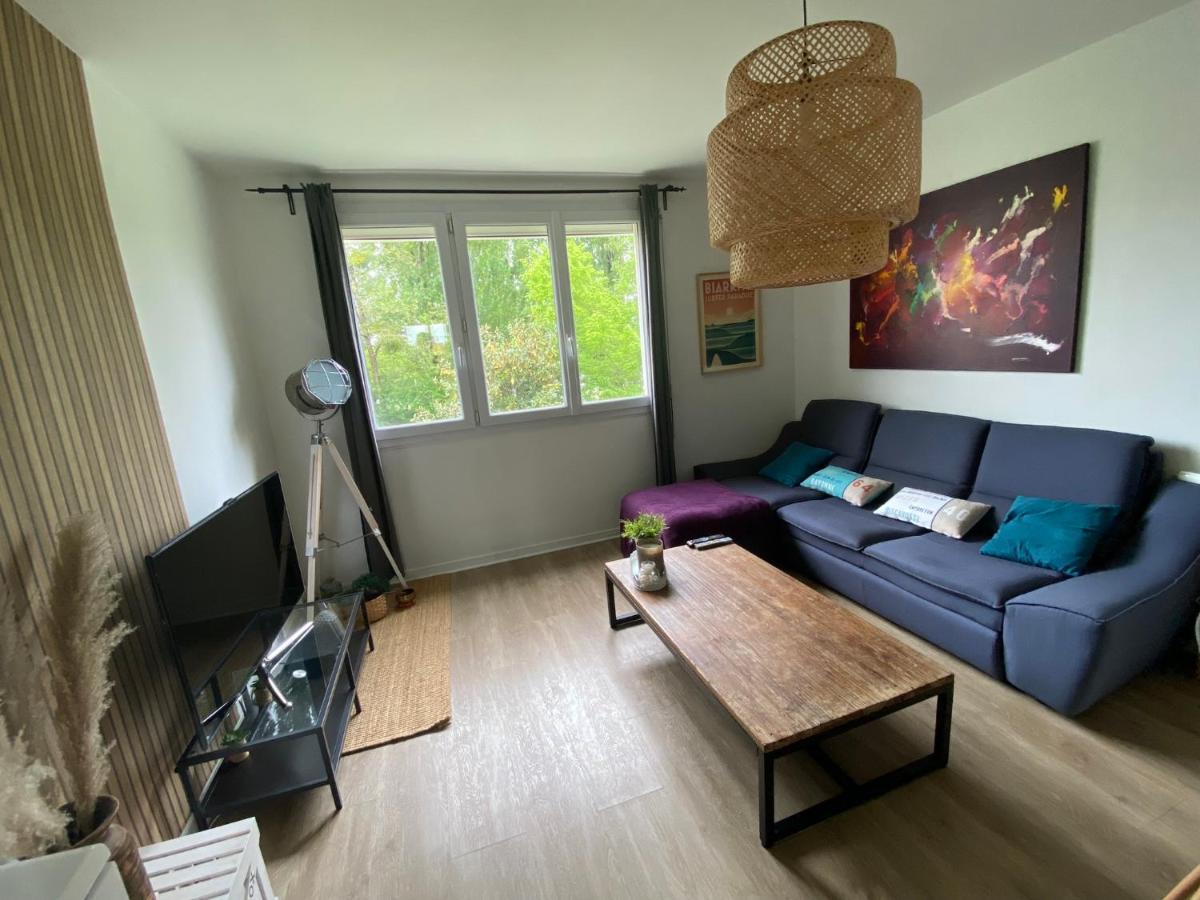 Superbe Appartement Au Calme Avec Parking Gratuit. Mérignac Kültér fotó