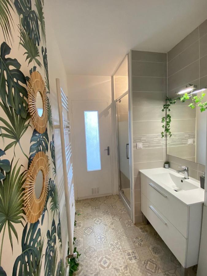 Superbe Appartement Au Calme Avec Parking Gratuit. Mérignac Kültér fotó